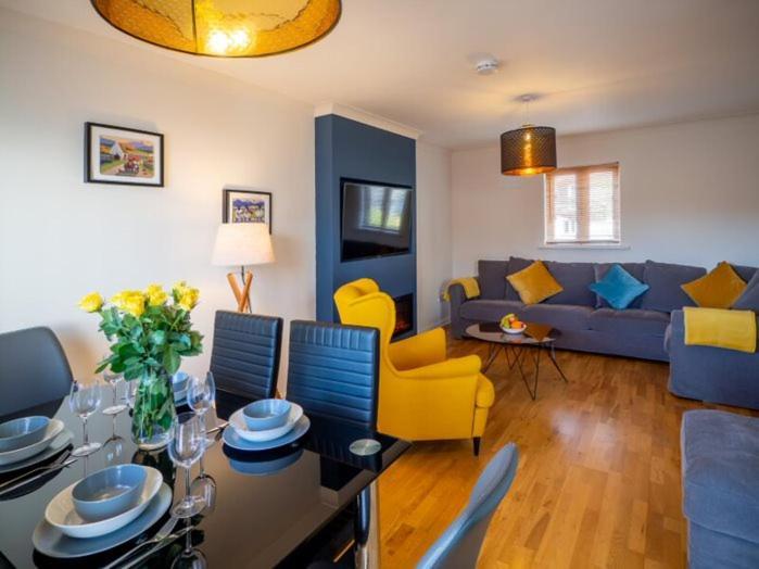 Rosies Apartment Клифдън Екстериор снимка