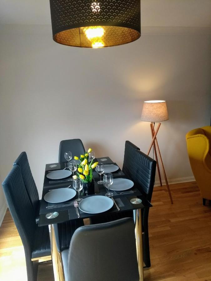 Rosies Apartment Клифдън Екстериор снимка