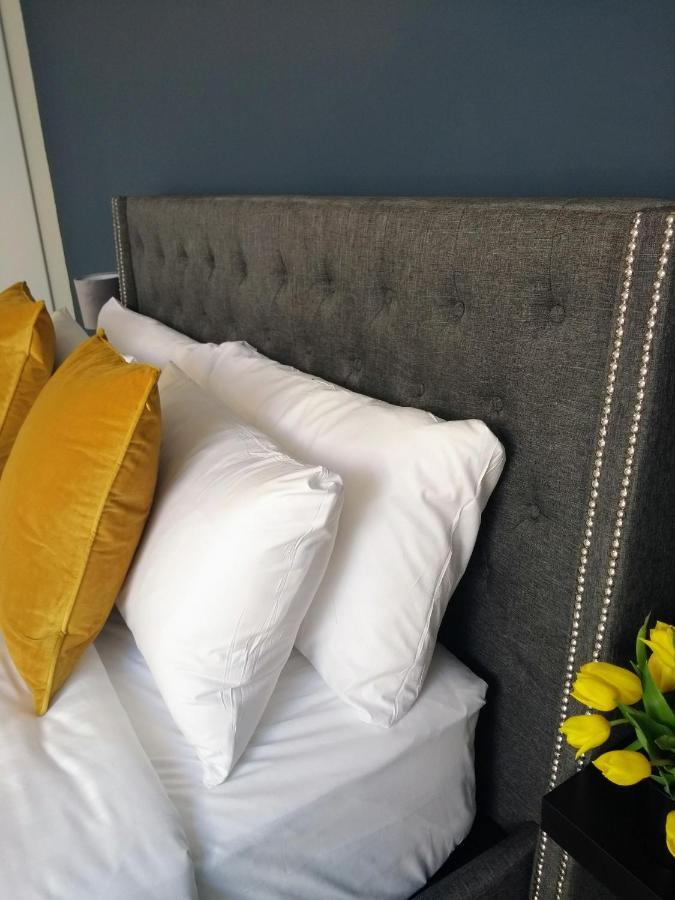 Rosies Apartment Клифдън Екстериор снимка