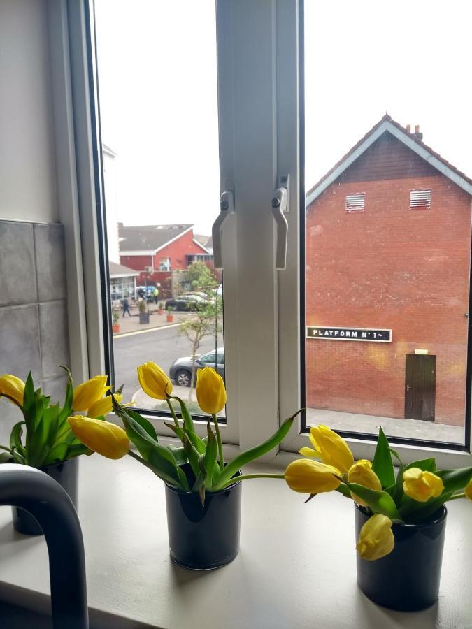 Rosies Apartment Клифдън Екстериор снимка